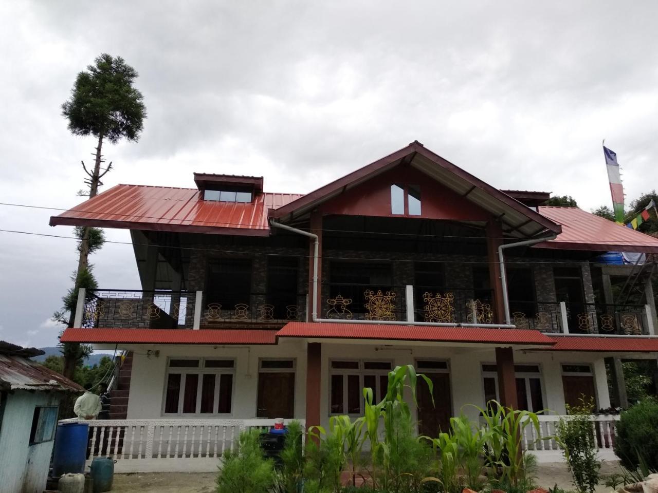 Tibet Homestay Rishop Exterior photo