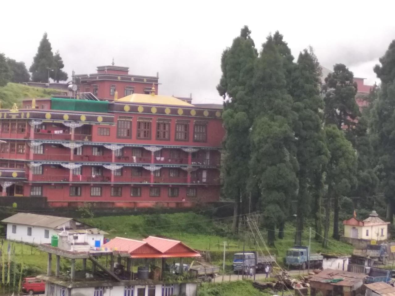 Tibet Homestay Rishop Exterior photo